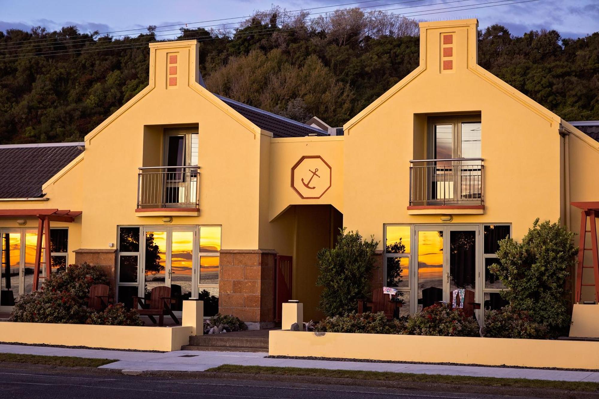 The Anchor Inn Beachfront Motel Kaikoura Luaran gambar