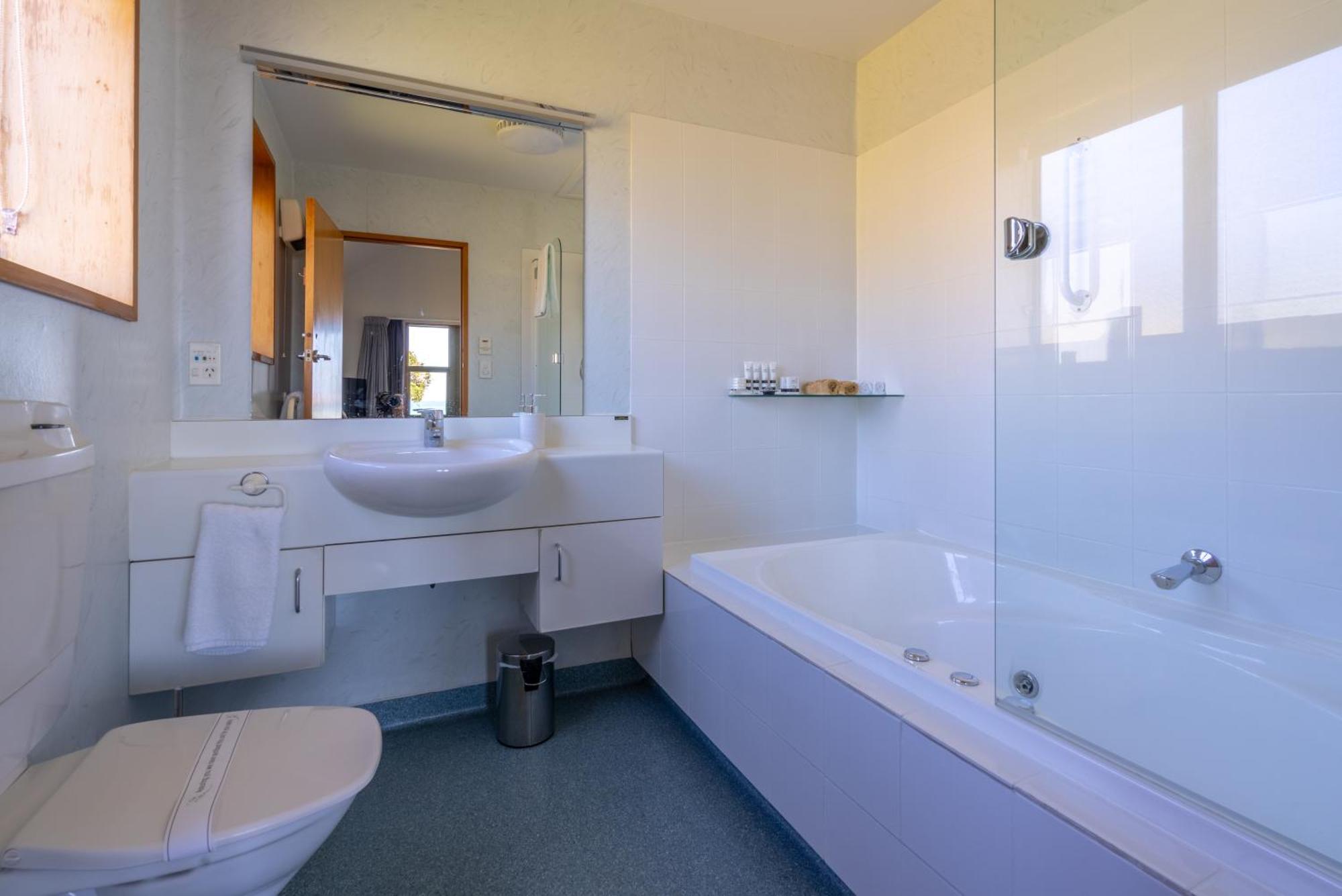 The Anchor Inn Beachfront Motel Kaikoura Luaran gambar