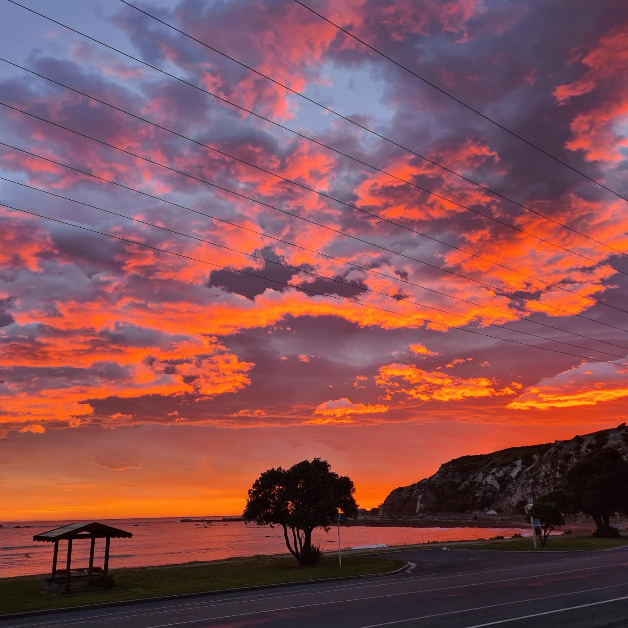 The Anchor Inn Beachfront Motel Kaikoura Luaran gambar