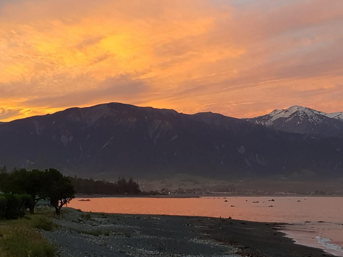 The Anchor Inn Beachfront Motel Kaikoura Luaran gambar